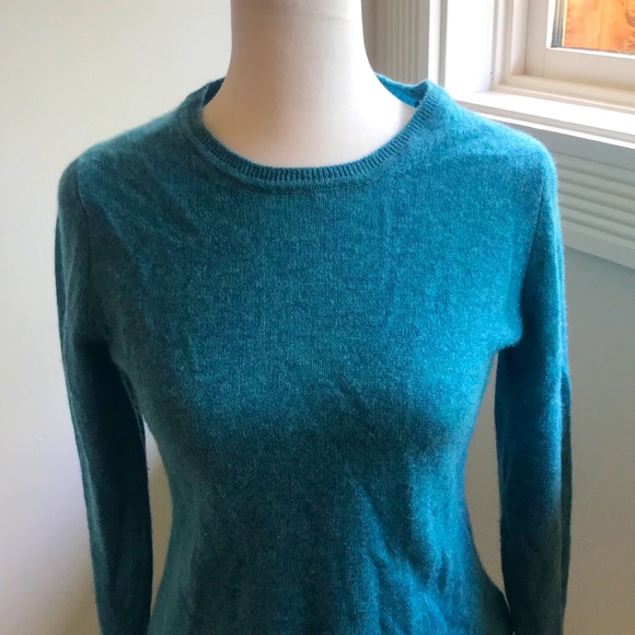 Tahari Cerulean Blue 100% Cashmere Sweater, XS - Picture 2 of 4